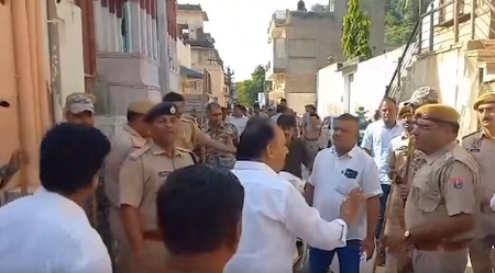 सीकर निकाय चुनाव: कांग्रेस की जीत के बाद झड़प; वार्ड 17 में पत्थरबाजी