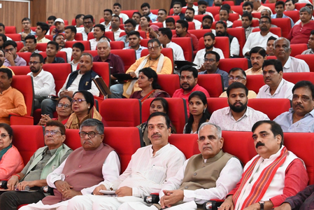 ‘वंदे मातरम बिल’ को बिहार भाजपा का समर्थन, अपमान पर सख्त कानून की वकालत