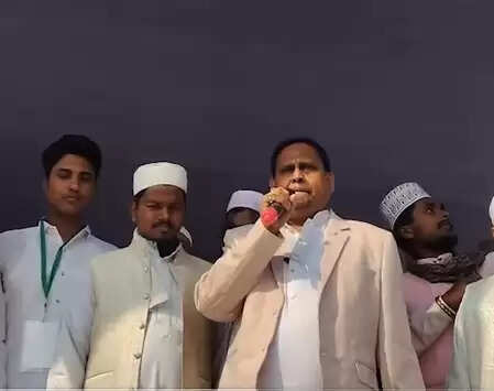 मुर्शिदाबाद में 'बाबरी मस्जिद' की नींव रखने के लिए पहुंचे हुमायूं कबीर, सुरक्षा के लिए बंगाल पुलिस का धन्यवाद किया