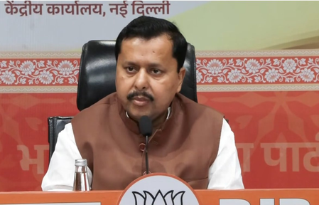 पीएम मोदी के 25 साल के जनसेवा कार्यकाल पर ‘सेवा संकल्प अभियान’, वडनगर से वाराणसी तक निकलेगी सेवा यात्रा