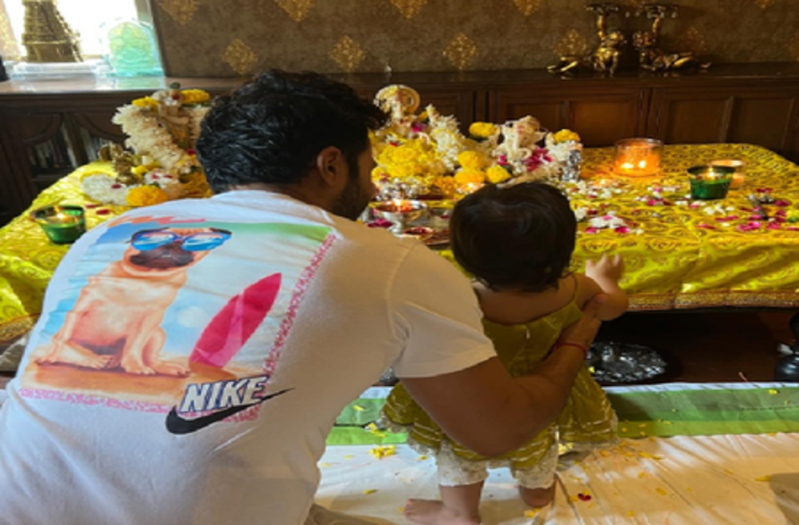 मां लक्ष्मी को अपने 'घर की लक्ष्मी' के साथ मनाते दिखे वरुण धवन, दिखाई बेटी की प्यारी झलक