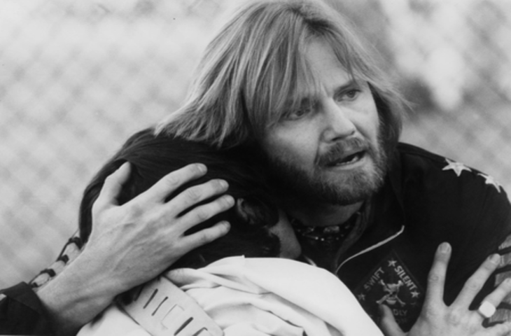 'लिजी मैकगायर' फेम रॉबर्ट कैराडाइन ने की आत्महत्या, बाइपोलर डिसऑर्डर से जूझ रहे थे अभिनेता