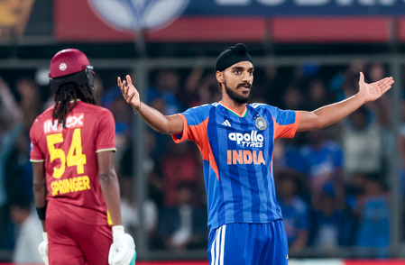 डेथ ओवर्स में रिवर्स स्विंग के साथ गेंदबाजी करने में हमेशा मजा आता है: अर्शदीप सिंह