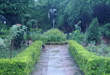 जेएनयू स्टूडेंट्स पार्लियामेंट: छात्र नेताओं के निलंबन की निंदा, देशव्यापी आंदोलन का आह्वान