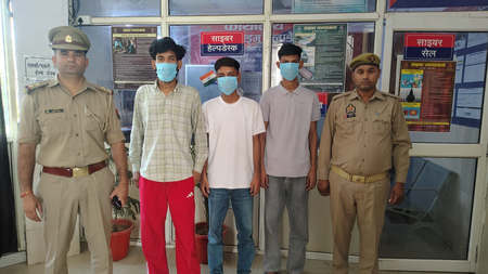 आत्महत्या के लिए उकसाने और ब्लैकमेलिंग मामले में नोएडा पुलिस ने तीन आरोपियों को किया गिरफ्तार