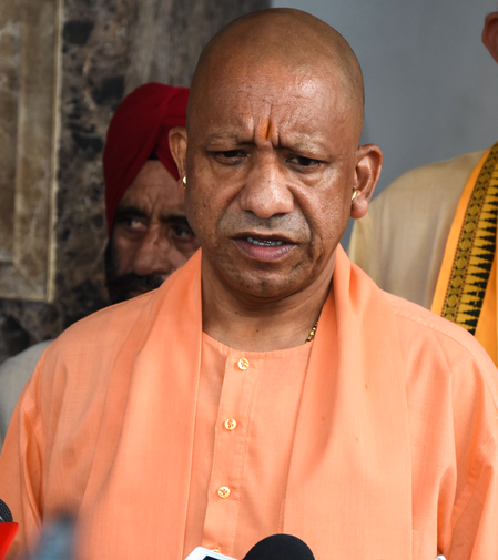 यूपी : बाढ़ प्रभावित क्षेत्रों पर राहत तंत्र मुस्तैद, 17,544 लोगों को सुरक्षित स्थानों पर पहुंचाया