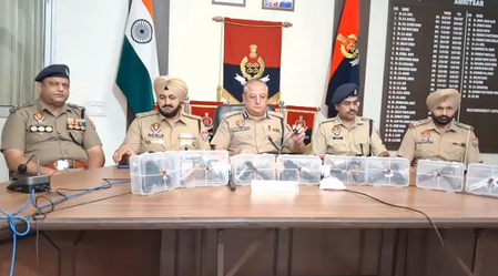 अमृतसर पुलिस ने अवैध हथियार सप्लाई नेटवर्क का किया भंडाफोड़, दो आरोपी गिरफ्तार