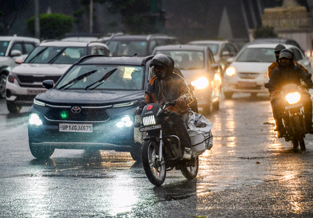 एनसीआर में बारिश से बड़ी राहत, प्रदूषण में उल्लेखनीय गिरावट; कई इलाके ऑरेंज और येलो जोन में पहुंचे