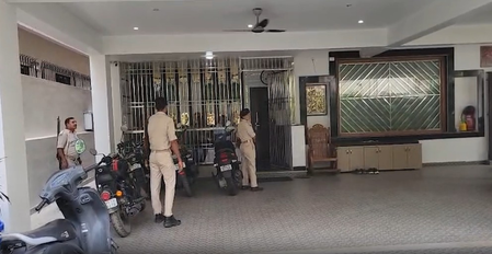 बिहार : बीबीओएसई के डिप्टी डायरेक्टर के तीन ठिकानों पर ईओयू की छापेमारी, आय से अधिक संपत्ति का आरोप