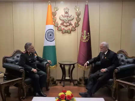 अरुणाचल के राज्यपाल ने सीडीएस से की मुलाकात, राष्ट्रीय सुरक्षा के अहम मुद्दों पर चर्चा