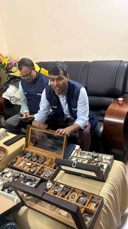 बिहार: आय से अधिक संपत्ति मामले में एडीएम सप्लाई दिवाकर और जिला अवर निबंधक के ठिकानों पर निगरानी की छापेमारी