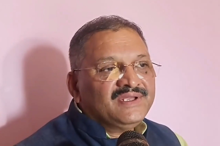 एसआईआर को लेकर भाजपा ने विपक्ष को घेरा, अशोक गहलोत बोले-वोटों की चोरी लोकतंत्र को खत्म कर देगी