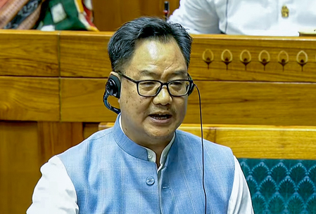 भारतीय सीमा से जुड़ा झूठ नहीं फैलाना चाहिए, सुरक्षाबलों का मनोबल कमजोर होता है : किरेन रिजिजू