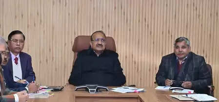 आलू किसानों को राहत की तैयारी, मार्केट इंटरवेंशन स्कीम को शीघ्र मंजूरी के निर्देश