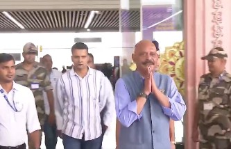 राम मंदिर ट्रस्ट के सीईओ एयर मार्शल (रिटायर्ड) जितेंद्र मिश्रा पहुंचे अयोध्या, बोले-जीवन में दूसरी बार सेवा का मौका मिला