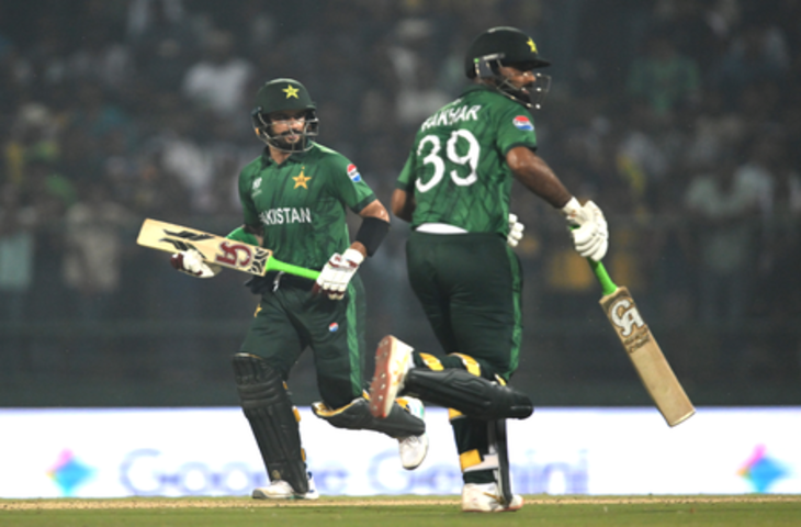 फरहान-फखर की जोड़ी ने रचा इतिहास, टी20 वर्ल्ड कप में सबसे बड़ी साझेदारी का बनाया रिकॉर्ड