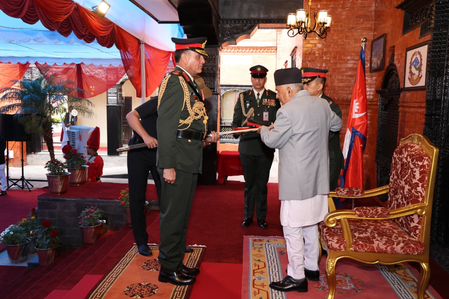 नेपाल के राष्ट्रपति ने जनरल धीरज सेठ को प्रदान की नेपाली 'जनरल' की मानद रैंक