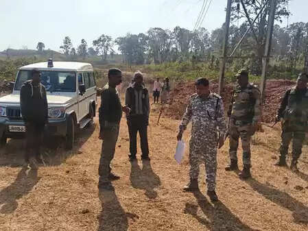 झारखंड : गुमला में लिव इन पार्टनर को कुल्हाड़ी से काट डाला, आरोपी युवक गिरफ्तार