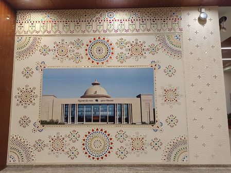 बजट सत्र से पहले गुजरात विधानसभा में पारंपरिक कलाओं को प्रमुखता दी गई