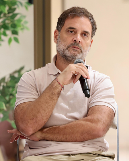 राहुल गांधी ने आईआईटी बॉम्बे के छात्र साहिल के परिवार से की फोन पर बात, न्याय दिलाने में मदद का दिलाया भरोसा