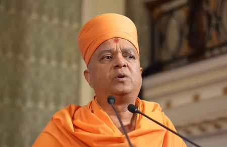 बीएपीएस संत ब्रह्मविहारी स्वामी ने एफिल टावर विवाद को 'गलतफहमी' बताया, बोले- प्रबंधन दोषी नहीं