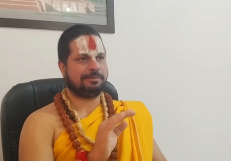 पारिवारिक रिश्तों को बचाने के लिए कम से कम चार बच्चे जरूरी : जगतगुरु स्वामी सतीश चंद्र महाराज