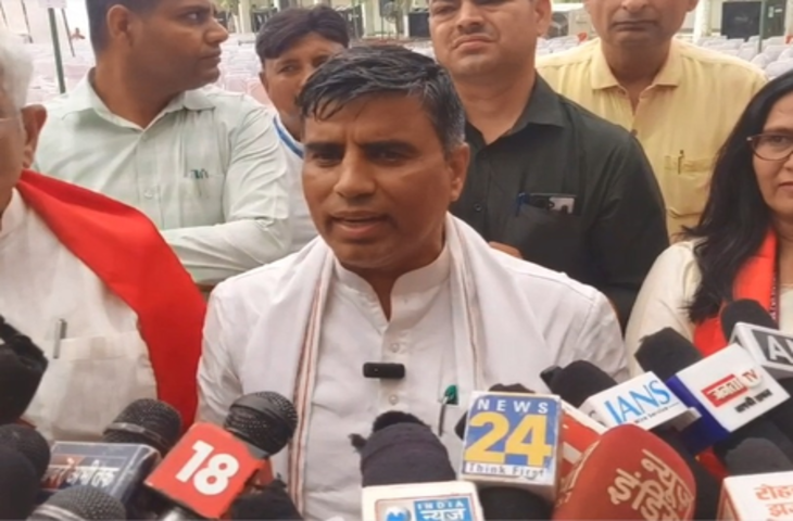 कांग्रेस की छोटी सोच ने देश को पीछे धकेल दिया : महिपाल ढांडा