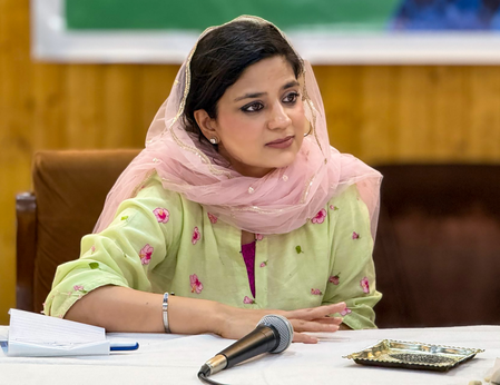 जम्मू-कश्मीर में आरक्षण पर सियासत तेज, पीडीपी ने विधानसभा में लाया स्थगन प्रस्ताव