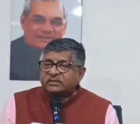 'दिमागी नक्सल’ बयान पर चिदंबरम को रविशंकर प्रसाद ने घेरा, बोले- देश को दें जवाब