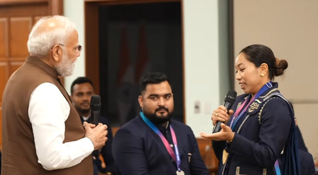 'हर आंसू की बूंद से लग रहा था जैसे गोल्ड मेडल टपक रहा है', मीराबाई चानू से बोले पीएम मोदी