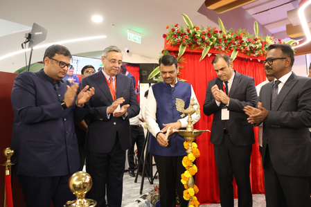 पुणे भारत की 'ग्लोबल कैपेबिलिटी सेंटर्स' राजधानी बनने की राह पर: देवेंद्र फडणवीस