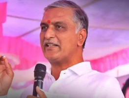 बीआरएस ने राहुल गांधी से विवादों में घिरे तेलंगाना के राजस्व मंत्री को हटाने का किया आग्रह
