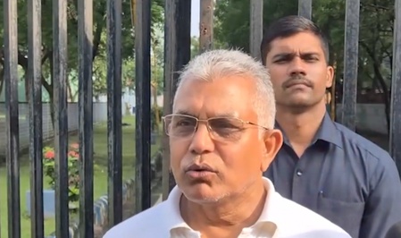 कांग्रेस ने बंगाल में जिंदा होने का सबूत देने के लिए दर्ज कराई धीरेंद्र शास्त्री पर एफआईआर : दिलीप घोष