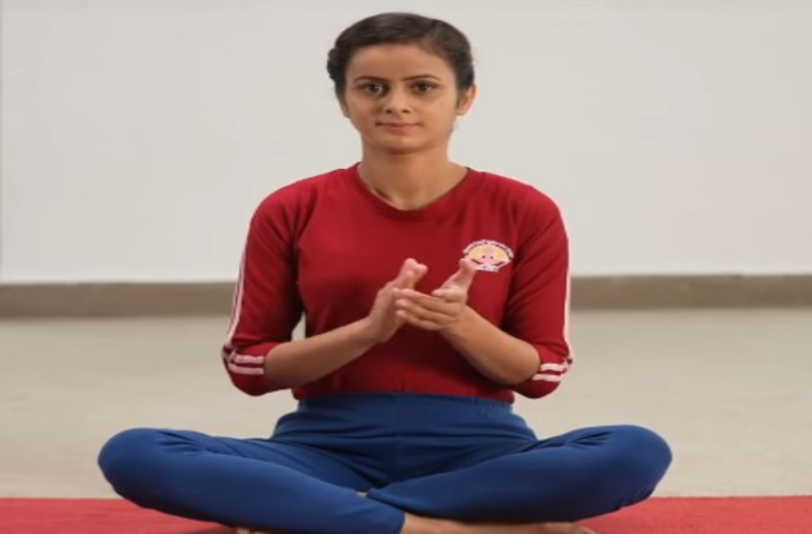 बच्चे हों या बड़े, सभी के लिए फायदेमंद 'वर्षा ताली', एक्टिव होंगे एक्यूप्रेशर प्वाइंट्स