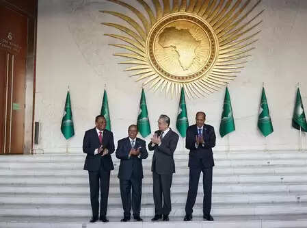 अफ्रीकी देशों का चीनी विकास एक्सप्रेस पर सवार होने का स्वागत करता है चीन: वांग यी