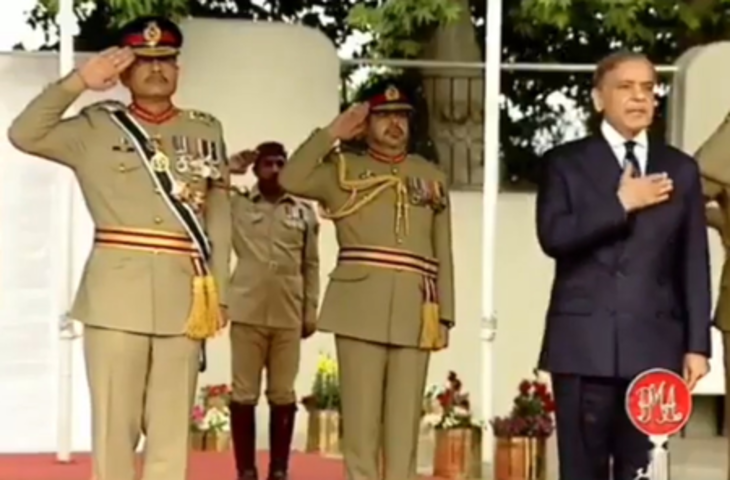 पाक सेना प्रमुख की भड़काऊ बयानबाजी, फिर अलापा टू नेशन थ्योरी का राग