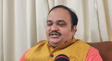 मुझे पार्टी से निष्कासित करने की खबर बेबुनियाद- शिवसेना (यूबीटी) के प्रवक्ता आनंद दुबे का बयान