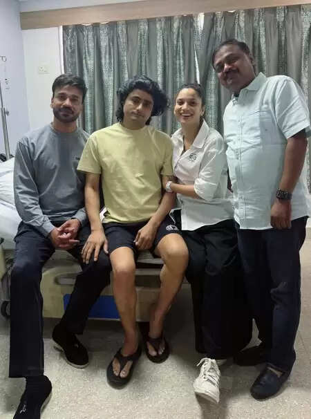 मुंबई: अंधेरी वेस्ट के सोरेंटो अपार्टमेंट में लगी भीषण आग, बाल-बाल बचे फिल्ममेकर संदीप सिंह