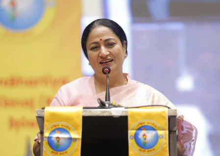 दिल्ली की झुग्गी बस्तियों के विकास पर 441 करोड़ रुपए खर्च करेगी सरकार: रेखा गुप्ता