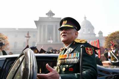 बिपिन रावत: कभी स्वीमिंग पूल में छलांग न लगा पाने पर मिली थी 'सजा', फिर लिखी देश के पहले सीडीएस बनने की इबारत