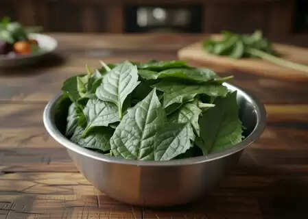 खून की कमी से लेकर जोड़ों के दर्द तक, मकोय का साग सर्दियों में देता है कई बीमारियों से राहत