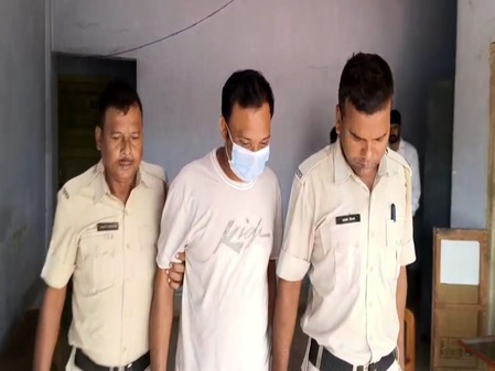 बंगाल के बांकुरा में मारपीट और छेड़छाड़ के आरोप में तृणमूल नेता गिरफ्तार
