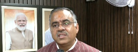 मनीष तिवारी की अनदेखी पर भाजपा का हमला, तरुण चुघ बोले- कांग्रेस में वंशवाद और तानाशाही हावी