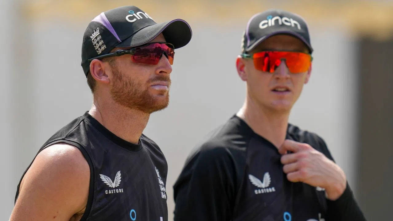 जहां पैसों के लिए लोग देश छोड़ भाग रहे है, वहीं इस खिलाड़ी ने करोड़ों रुपये को मार दी ठोकर