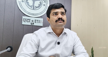 एटा: मक्के से लदी मालगाड़ी बिना दस्तावेज पकड़ी गई, मंडी शुल्क चोरी की आशंका, तीन व्यापारियों पर एक्शन