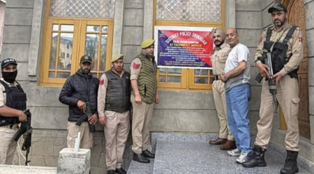 जम्मू-कश्मीर: श्रीनगर पुलिस ने नशा तस्करों की 2 करोड़ रुपए की संपत्ति जब्त की