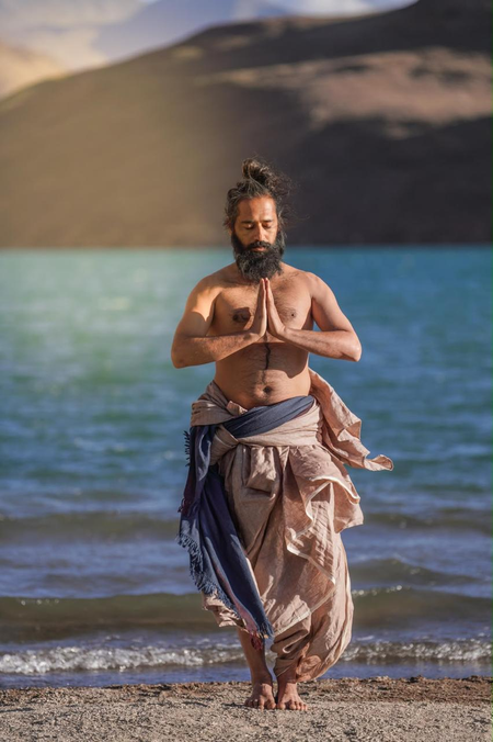 अक्षर योग केंद्र को आयुष मंत्रालय से बड़ी मान्यता, 'लीडिंग योग इंस्टीट्यूशन' का दर्जा मिला
