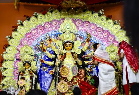 पश्चिम बंगाल की सीएम की अपील को मिला समर्थन, बड़ी बजट वाली पूजा समितियों ने छोड़ा सरकारी अनुदान