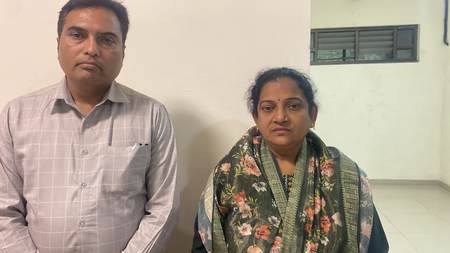 गुजरात: अवैध निर्माण को तोड़े जाने से रोकने के लिए रिश्वत मांगी, 3.15 लाख रुपए के साथ दो लोग पकड़े गए