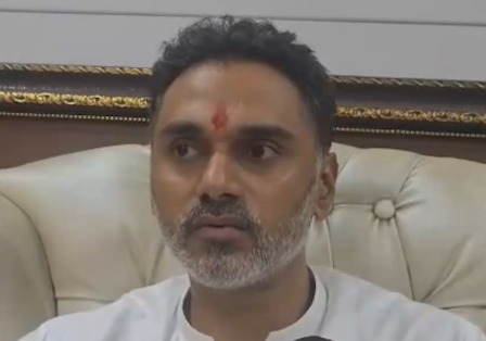 पीएम मोदी के जन्मदिन पर सेवा पखवाड़ा, मंत्री बोले- वह युवा नेताओं के लिए प्रेरणा हैं